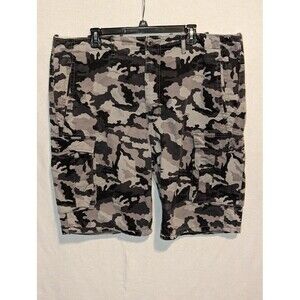 Vintage Levi's Camouflaged Cargo Shorts White Label Men's Size 40